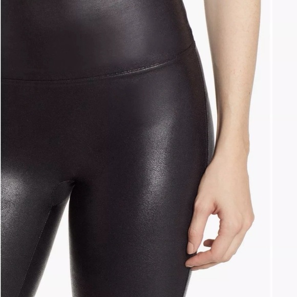 SPANX women’s black faux leather leggings leggings pants size large 10 12 - Picture 3 of 6